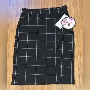 NWT Mia Rose Grid Pencil Skirt